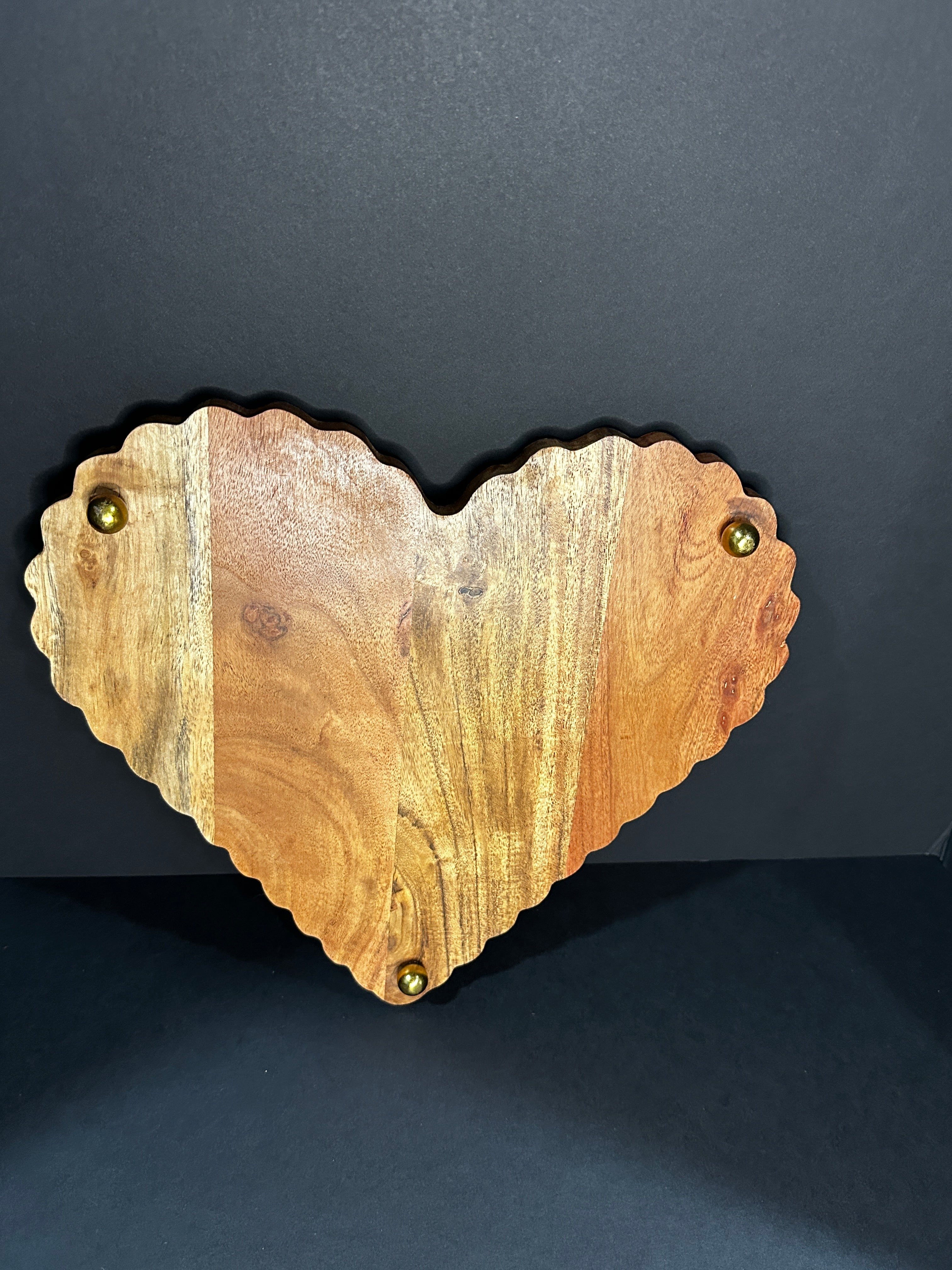 Scalloped Heart Charcuterie Board - Acacia Wood